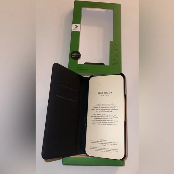 Kate spade NY wrap folio case for Google pixel 8 pro New - Picture 4 of 5